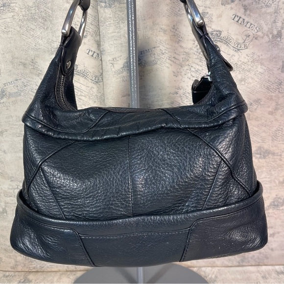 b. Makowsky  black leather shoulder bag - Picture 4 of 12